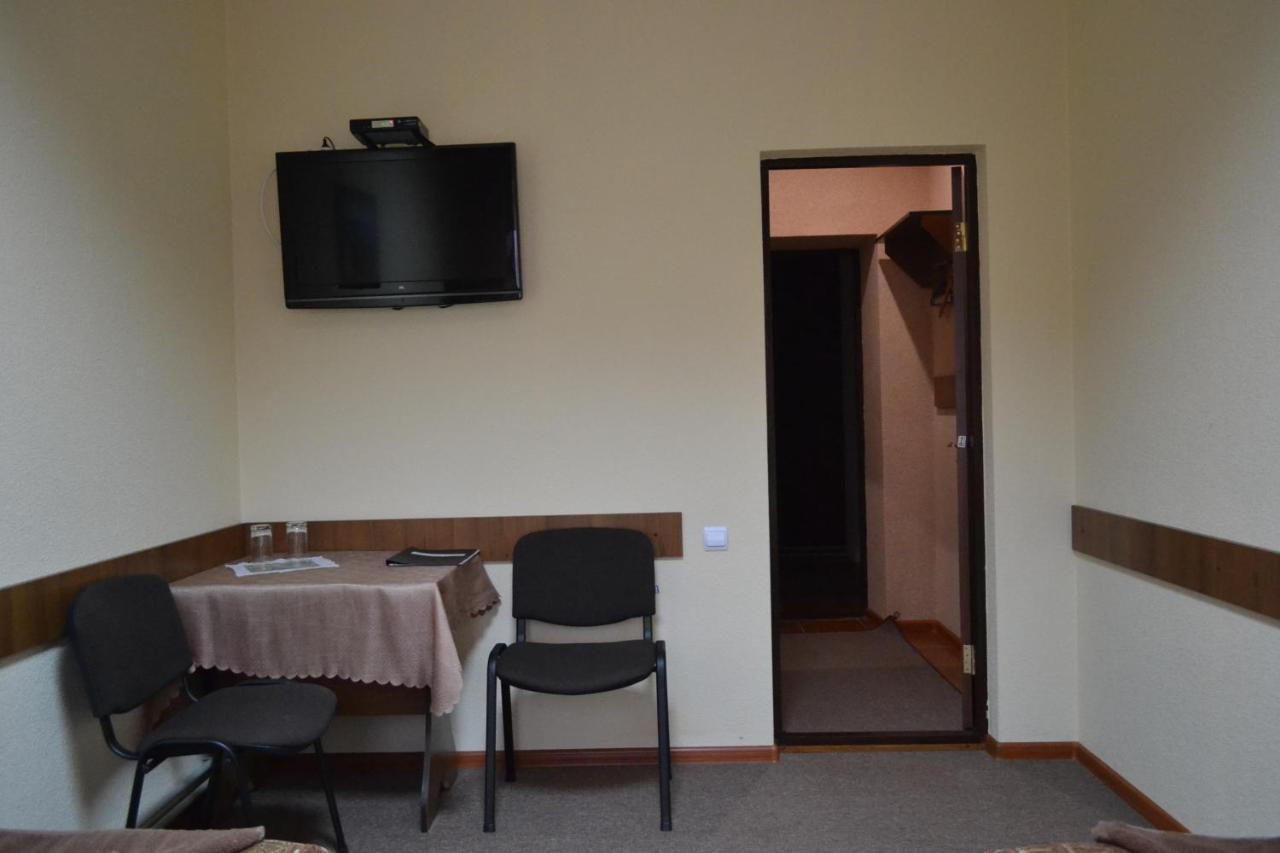 Мотель Ок Șepetivka Exterior foto